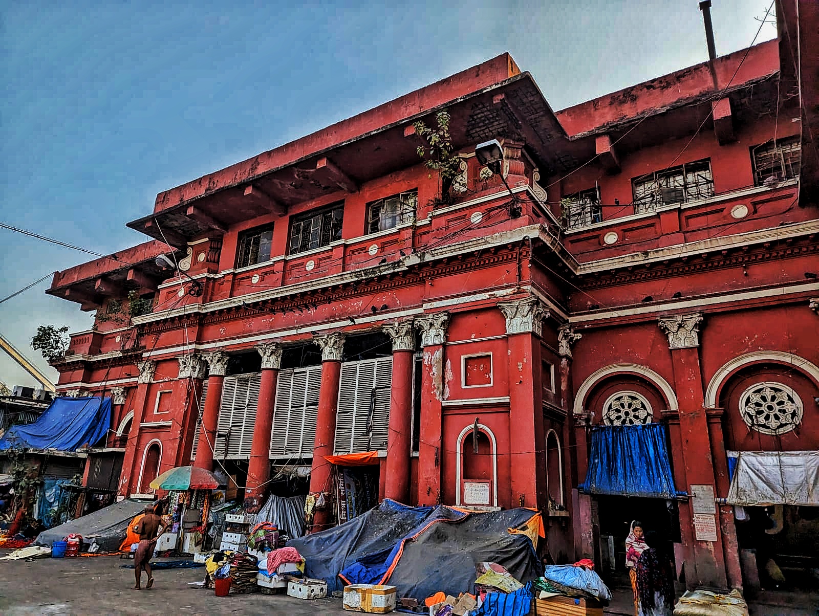 A Walk to Rediscover the Dying Ghats of Kolkata